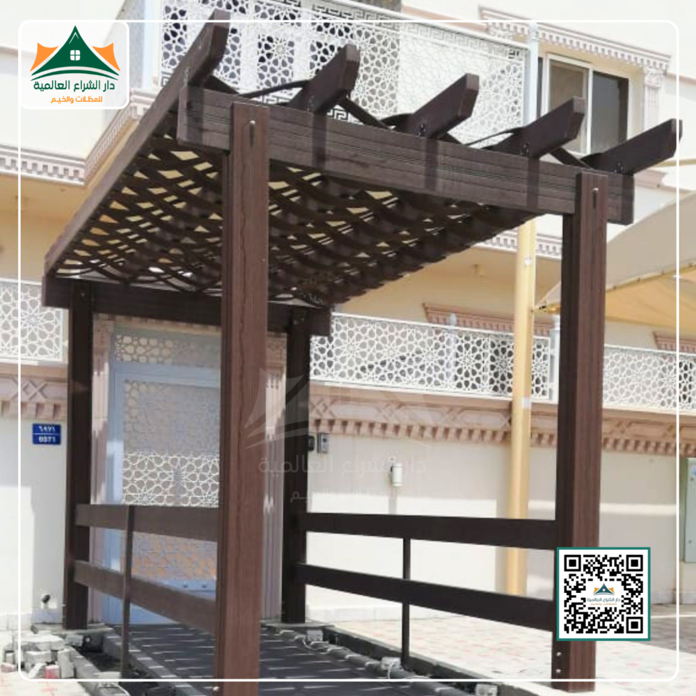 برجولا خشبية فاخرة – تصميم طبيعي ولمسة جمالية للحدائق والمداخل - Image 3